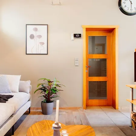 Authentic House With Playroom And Infrared Sauna