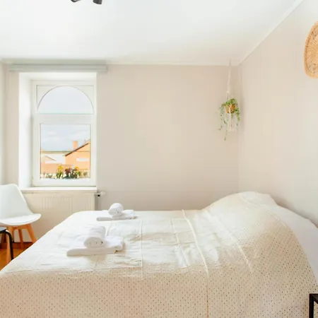 Authentic House With Playroom And Infrared Sauna Ferienhaus Bilzen