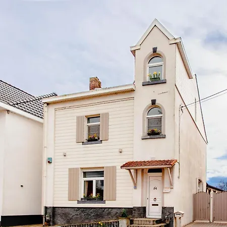 Authentic House With Playroom And Infrared Sauna * Bilzen