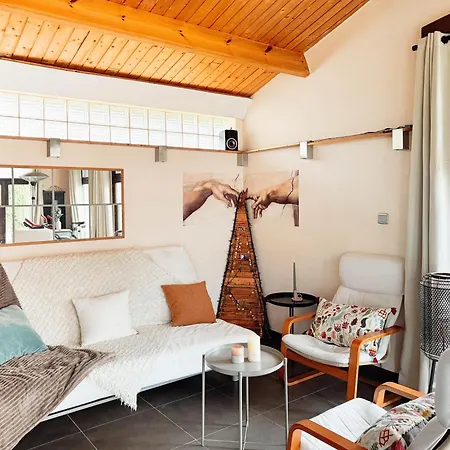 Ferienhaus Authentic House With Playroom And Infrared Sauna *